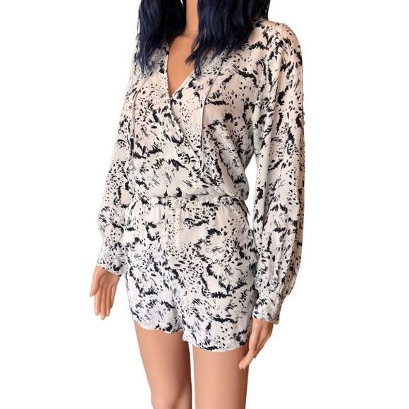 Fifteen Twenty Animal Print Romper - Picture 5 of 7
